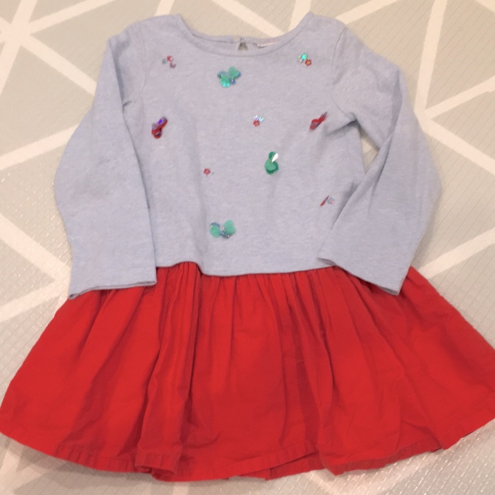 Girls long sleeve dress with sequin embellishments. Size 4-5. Great condition
